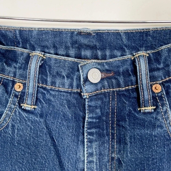 Levi's 502 Regular Taper Jeans - Picture 6 of 15